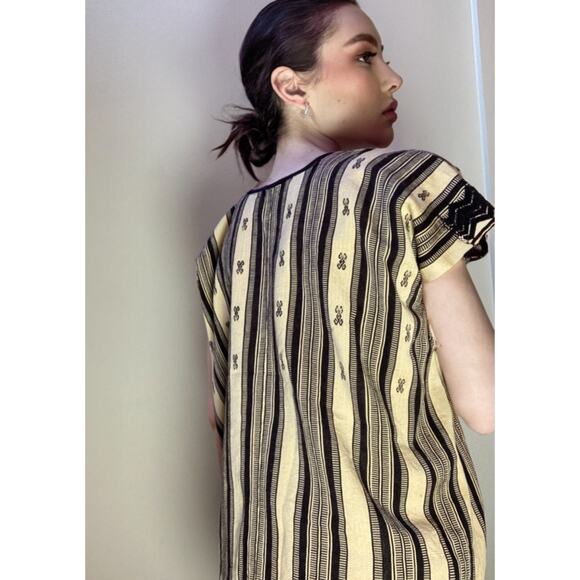 Vintage Huipil Blouse Top ~ Striped & Embroidered Neutrals Black & Tan ~ Sz S M - Picture 2 of 6